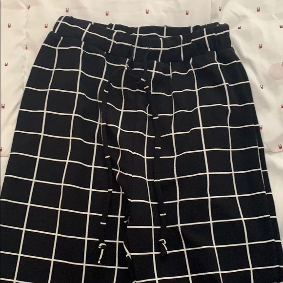 Square Printed - Picture 2 of 2